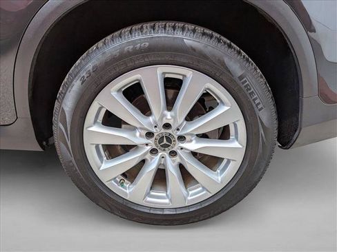 Used 2021 Mercedes-Benz GLC 300 image 25