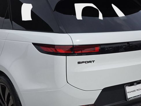 New 2026 Land Rover Range Rover Sport SE AWD/4WD image 36