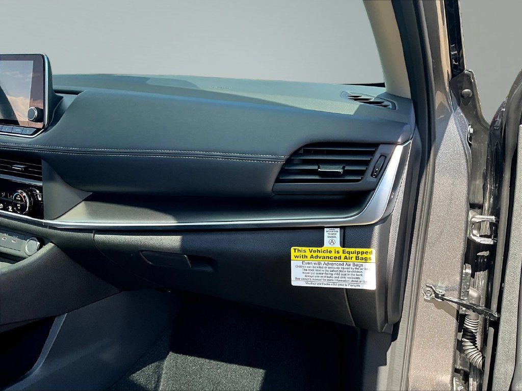 New 2026 Nissan Rogue Dark Armor AWD/4WD image 29