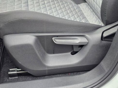 New 2026 Volkswagen Tiguan S image 21