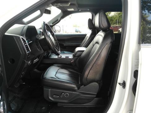 Used 2021 Ford Expedition Max Limited RWD image 16