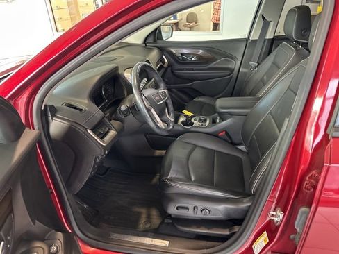 Used 2018 GMC Terrain Denali w/ Advanced Safety Package image 8