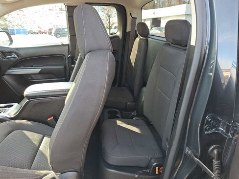 Used 2018 Chevrolet Colorado LT image 10
