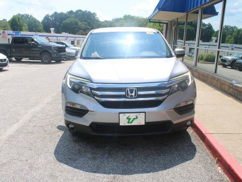 Used 2016 Honda Pilot EX image 2