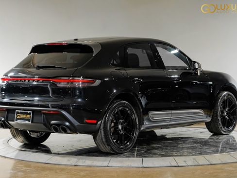 Used 2023 Porsche Macan Turbo AWD/4WD image 10