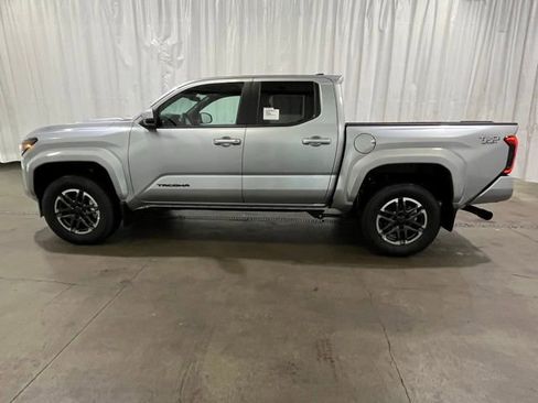 New 2026 Toyota Tacoma TRD Sport AWD/4WD image 6