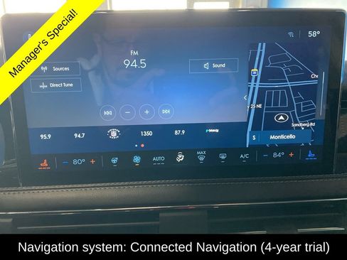 Used 2025 Lincoln Corsair Reserve w/ Towing Package AWD/4WD image 2