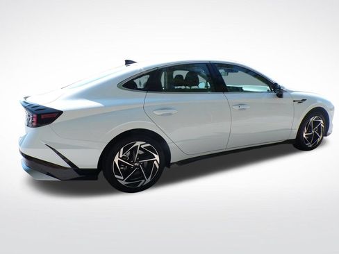 Certified 2026 Hyundai Sonata SEL FWD image 8