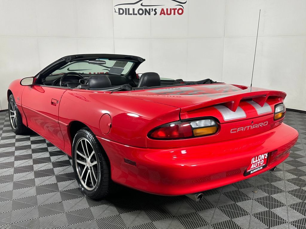 Used 2002 Chevrolet Camaro Z28 w/ SS Performance/Appearance Pkg RWD image 4