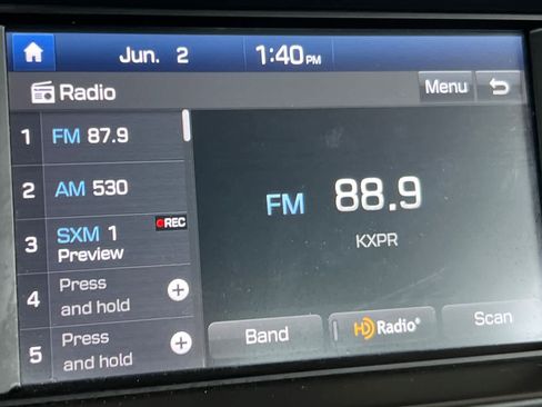 Used 2020 Hyundai Elantra SEL FWD image 18
