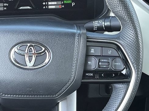 Used 2023 Toyota Tundra Capstone AWD/4WD image 14