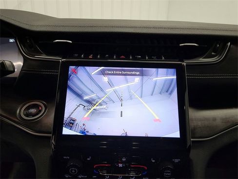 Used 2021 Jeep Grand Cherokee L Limited image 24