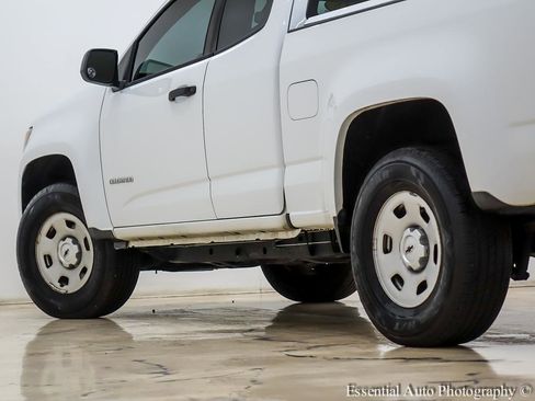 Used 2018 Chevrolet Colorado W/T image 11