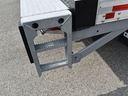 New 2024 Isuzu NPR image 17