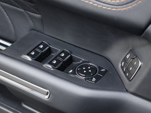 Used 2023 Ford Expedition Platinum image 37