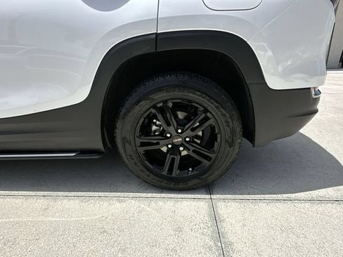 Certified 2022 GMC Terrain AT4 w/ Infotainment Package II AWD/4WD image 18