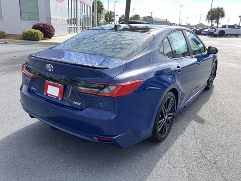Used 2025 Toyota Camry XSE FWD image 5