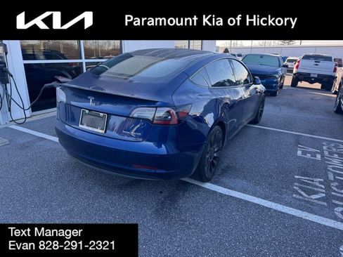 Used 2022 Tesla Model 3 Performance image 4