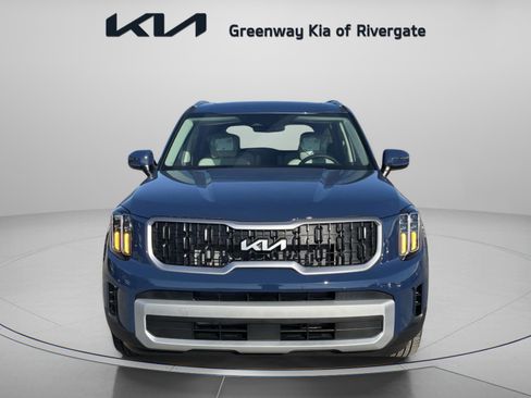 New 2025 Kia Telluride EX w/ EX Captain's Chair Package image 2
