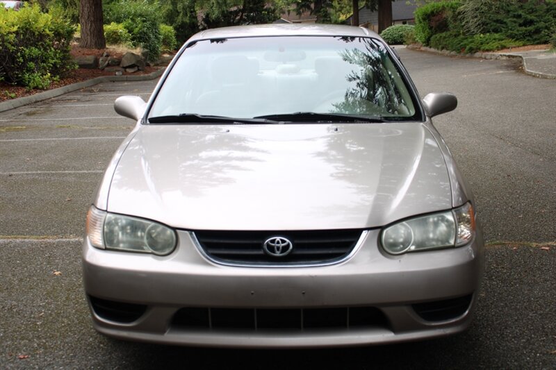 Used 2001 Toyota Corolla LE w/ Extra Value Pkg 2 FWD image 9
