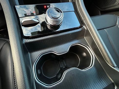 New 2025 Jeep Grand Cherokee Limited image 22