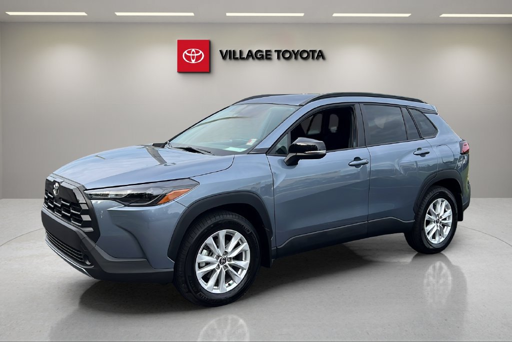 Certified 2026 Toyota Corolla Cross LE FWD image 1