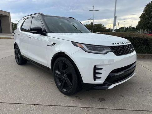 Used 2023 Land Rover Discovery S R-Dynamic AWD/4WD image 3