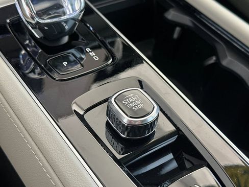 New 2026 Volvo XC90 T8 Ultra w/ Protection Package Premier image 23