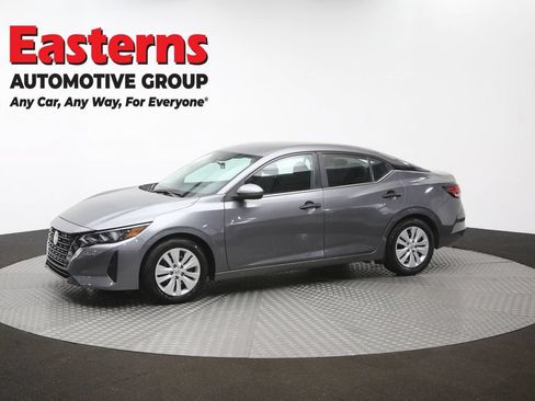 Used 2025 Nissan Sentra S FWD image 56