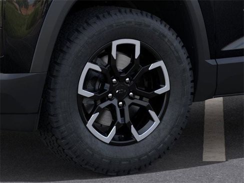 New 2026 Chevrolet Equinox ACTIV image 9