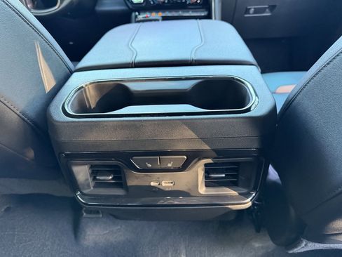 Used 2023 GMC Sierra 1500 AT4 w/ Technology Package image 34