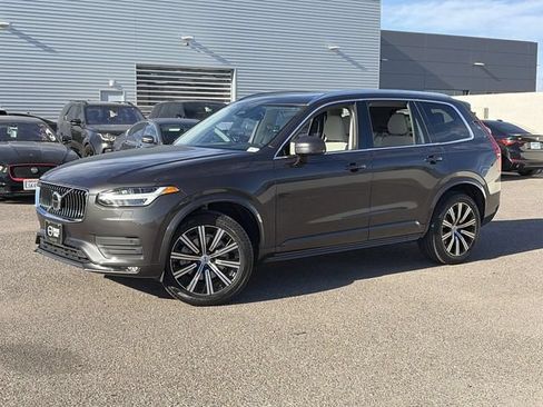 Used 2023 Volvo XC90 B5 Core w/ Protection Package Premier AWD/4WD image 2