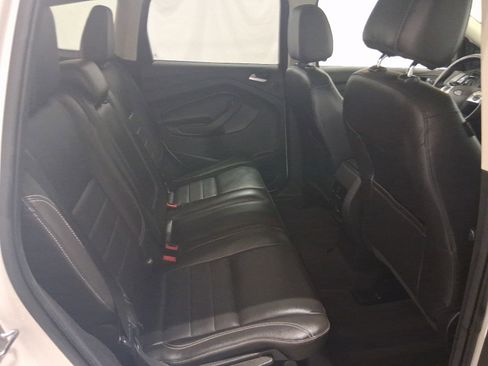 Used 2015 Ford Escape Titanium w/ Equipment Group 301A FWD image 16