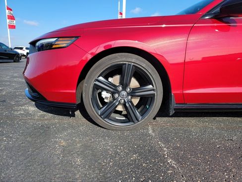 Certified 2023 Honda Accord Sport image 17