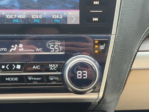 Used 2019 Subaru Outback 2.5i Limited AWD/4WD image 25