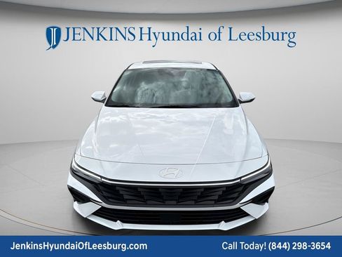 New 2026 Hyundai Elantra Limited FWD image 8