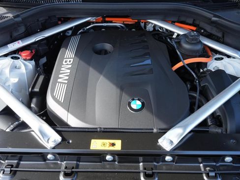 New 2026 BMW X5 xDrive50e w/ Climate Comfort Package image 33