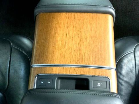 Used 2019 Land Rover Range Rover Long Wheelbase Autobiography image 17