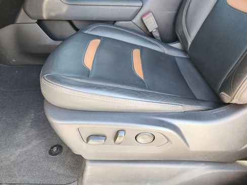 Used 2024 GMC Sierra 2500 AT4 w/ AT4 Premium Plus Package image 27