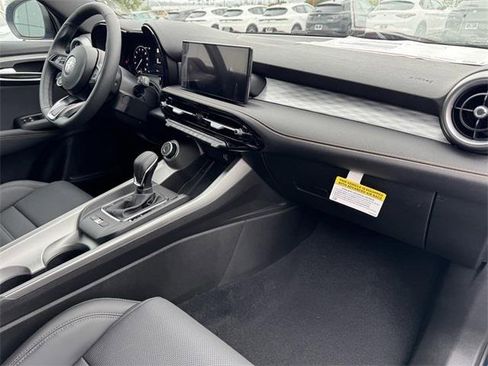 New 2025 Alfa Romeo Tonale w/ Premium Package image 8