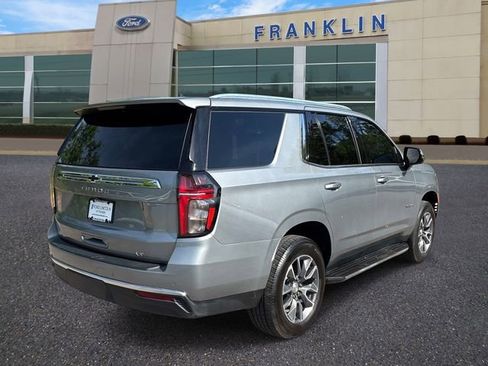 Used 2023 Chevrolet Tahoe LT w/ Luxury Package AWD/4WD image 7