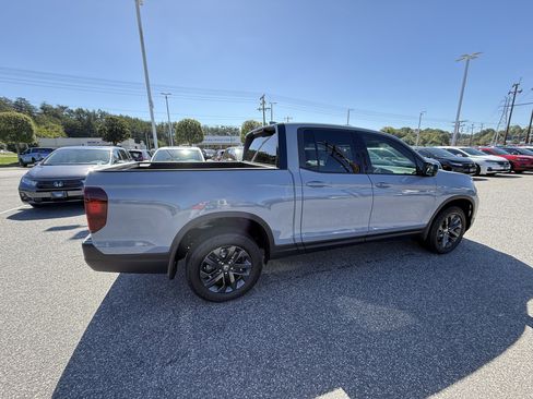 New 2026 Honda Ridgeline Sport image 10