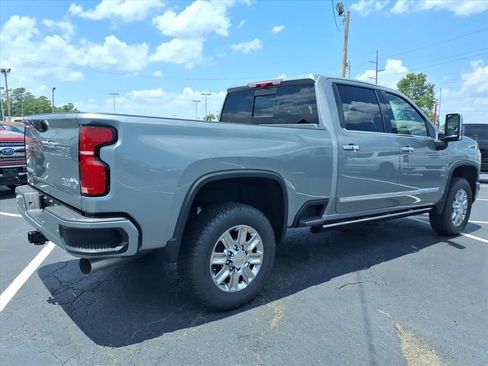 New 2026 Chevrolet Silverado 3500 High Country w/ High Country Premium Package AWD/4WD image 3