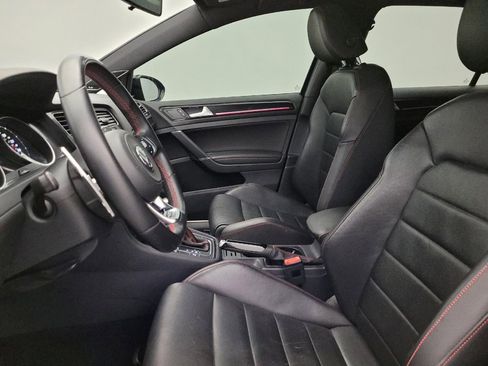Used 2016 Volkswagen GTI SE image 17