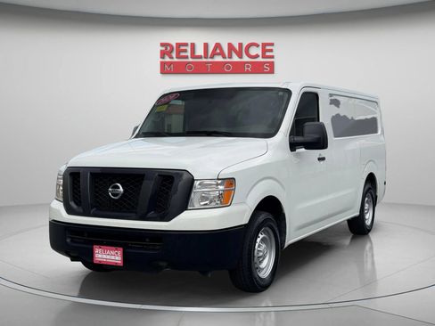 Used 2020 Nissan NV 2500 S RWD image 1