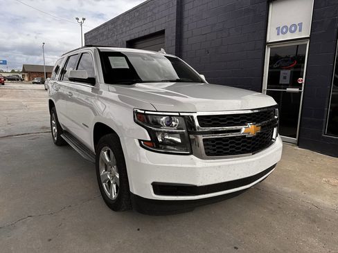 Used 2016 Chevrolet Tahoe LT image 2