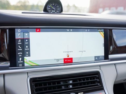 Used 2020 Porsche Panamera 4 Executive w/ Premium Package Plus image 22