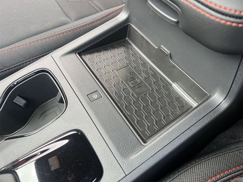 New 2025 Nissan Frontier PRO-4X w/ Pro Convenience Package image 13