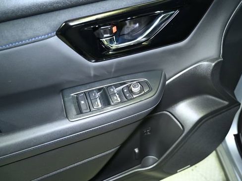 Certified 2025 Subaru Forester Limited image 27