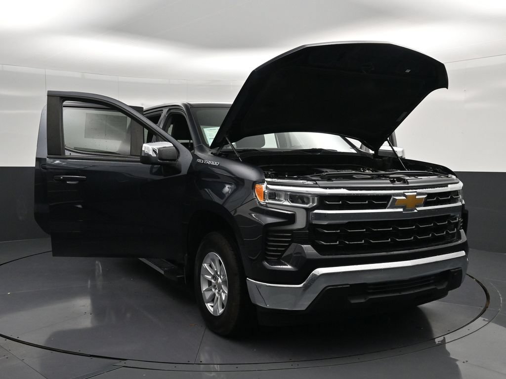 Used 2024 Chevrolet Silverado 1500 LT RWD image 24